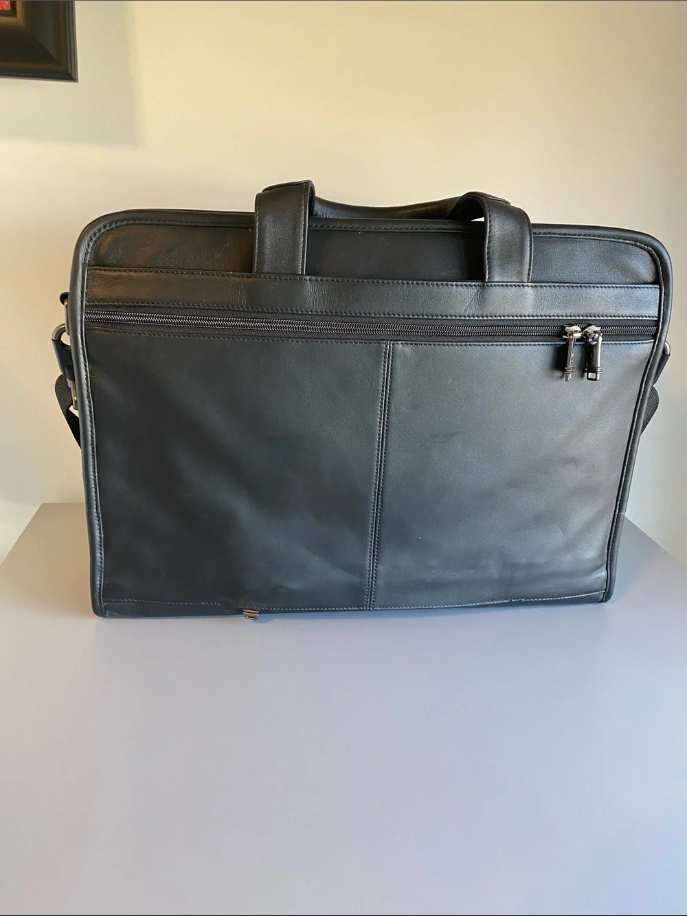 Tumi Black Leather Laptop Briefcase with Shoulder Strap